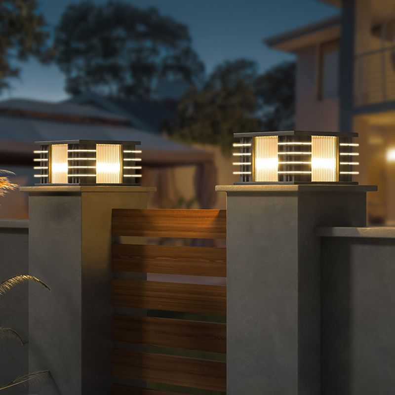Riley Modern Outdoor Solar Pillar Lamps
