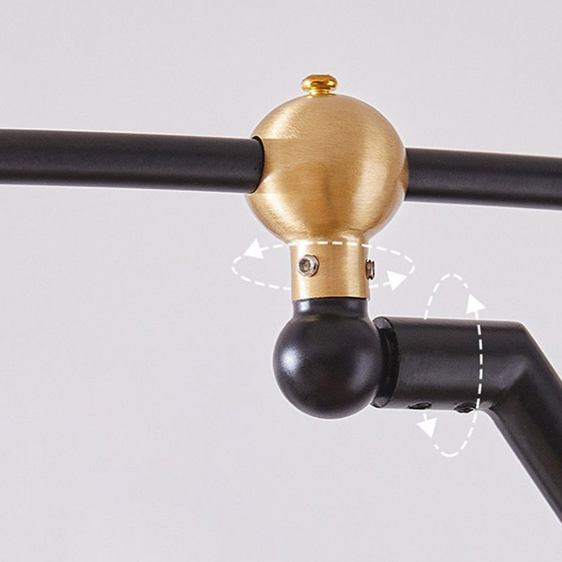 Carins Floor Lamp - Modern joint detail