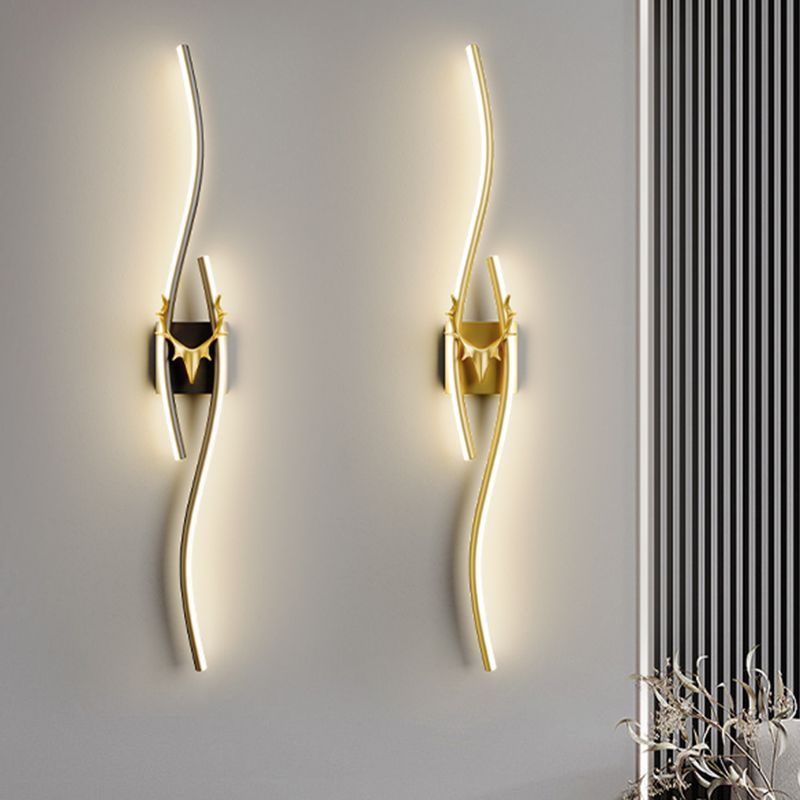 Alana Gold LED Wall Lamp with Deer Horns