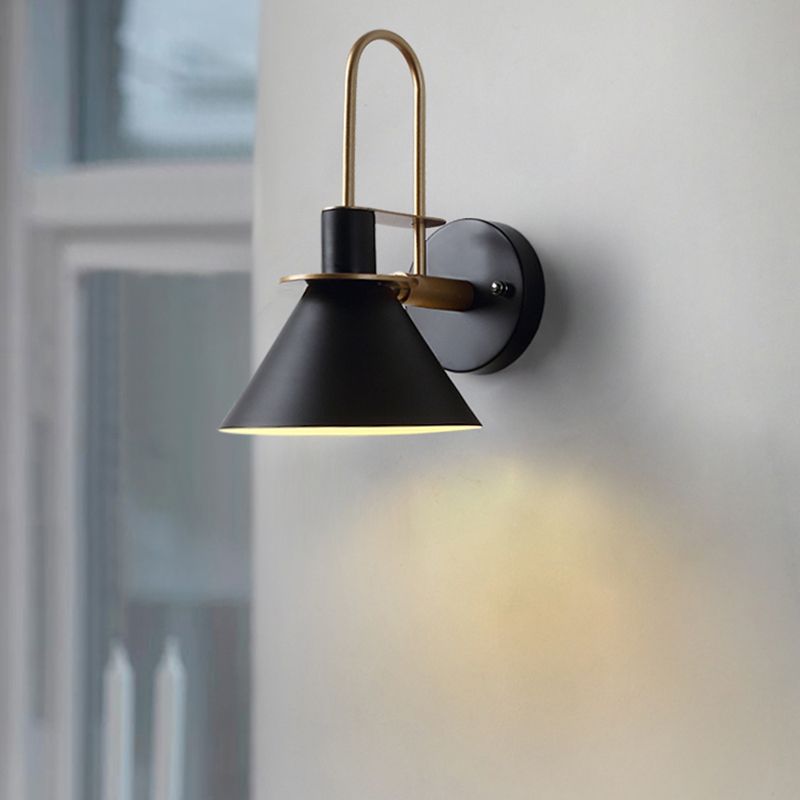 Black Morandi wall lamp, metal fixture, horn shape, modern lighting