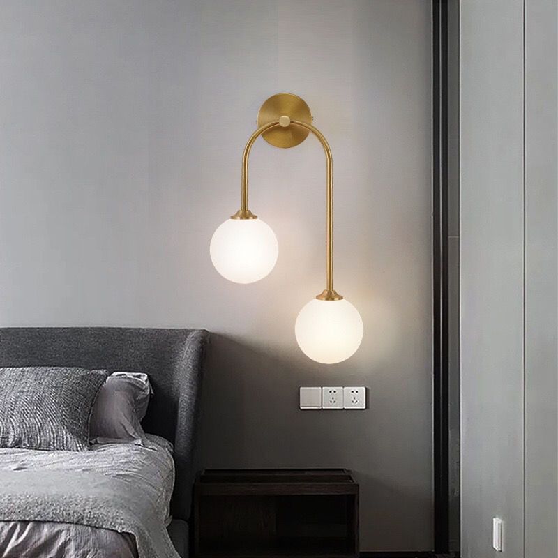 Modern brass globe wall lamp, Valentina style