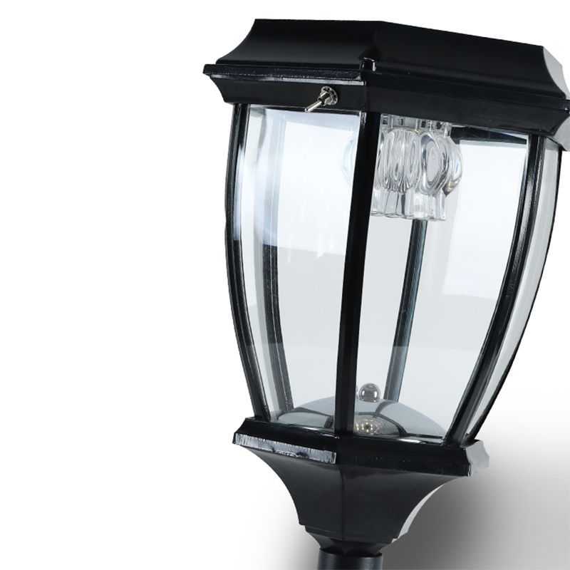 Pena Vintage Outdoor Path Light close-up