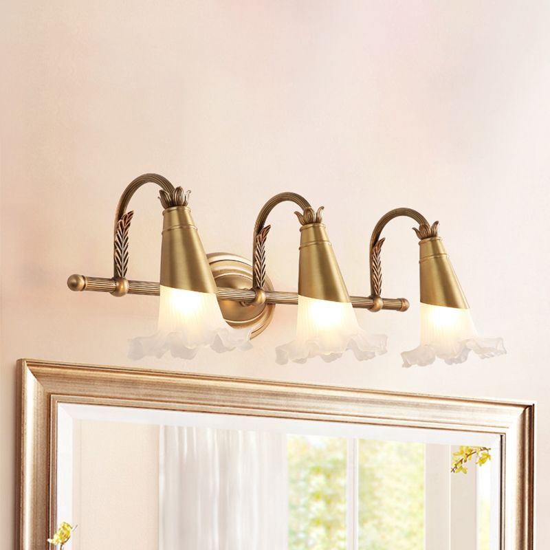 Félicie Nordic Wall Lamp - Retro gold 3-light fixture
