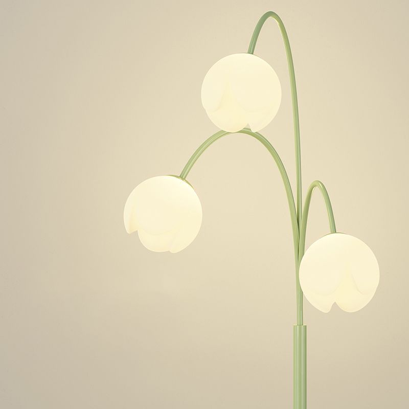 Green Lily Flower Floor Lamp - Artistic Lighting