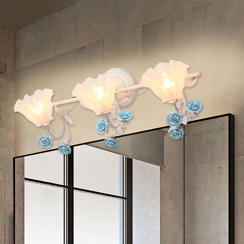 Félicie flower wall lamp with blue rose details