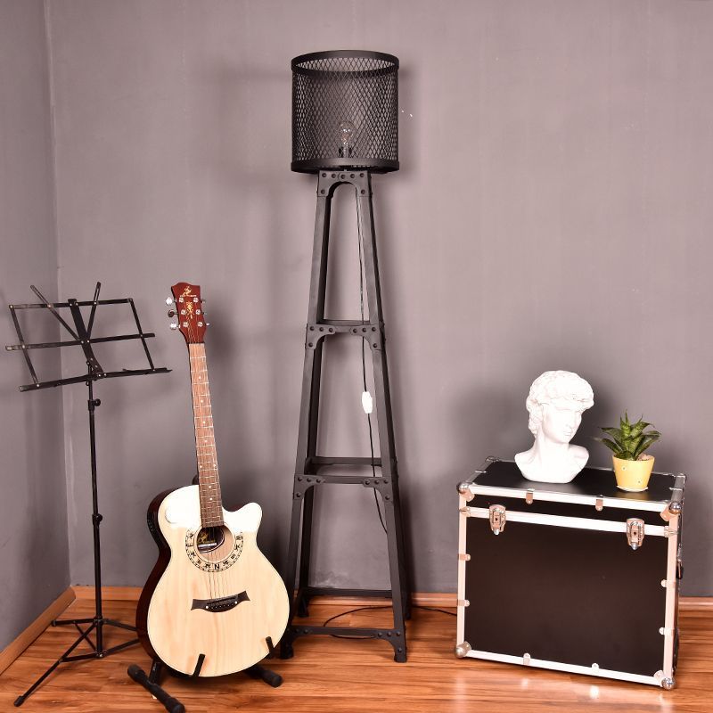 Alessio black metal mesh floor lamp with guitar, bust.