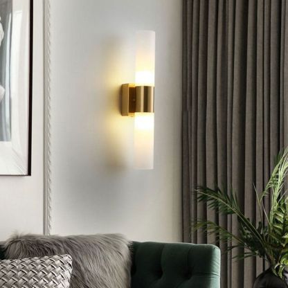 Leigh Modern Wall Lamp - Gold Finish
