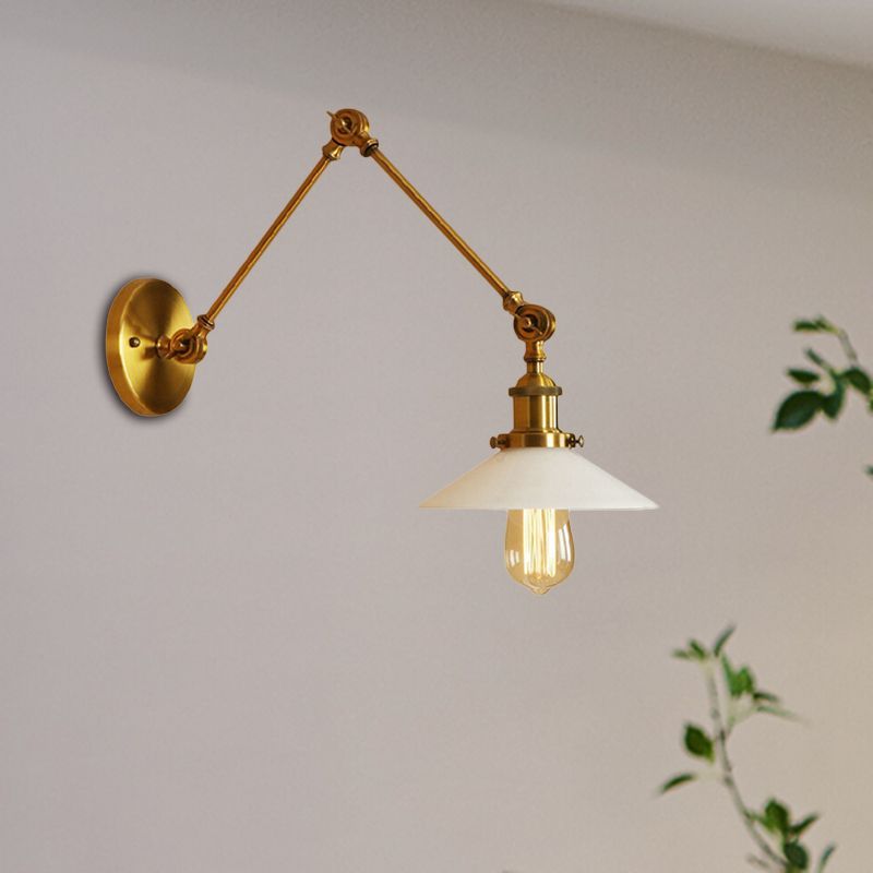 Brass Alessio Wall Lamp - Adjustable Lighting Fixture