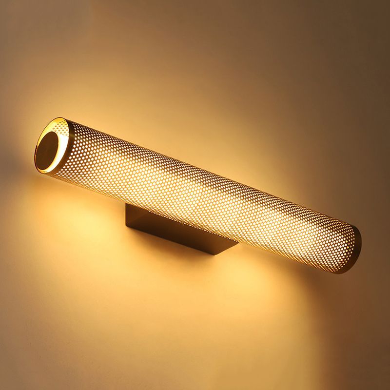 Zaid Modern Brass Wall Lamp Detail