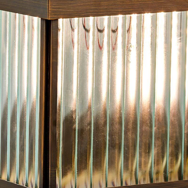 Riley outdoor pillar light glass panel detail