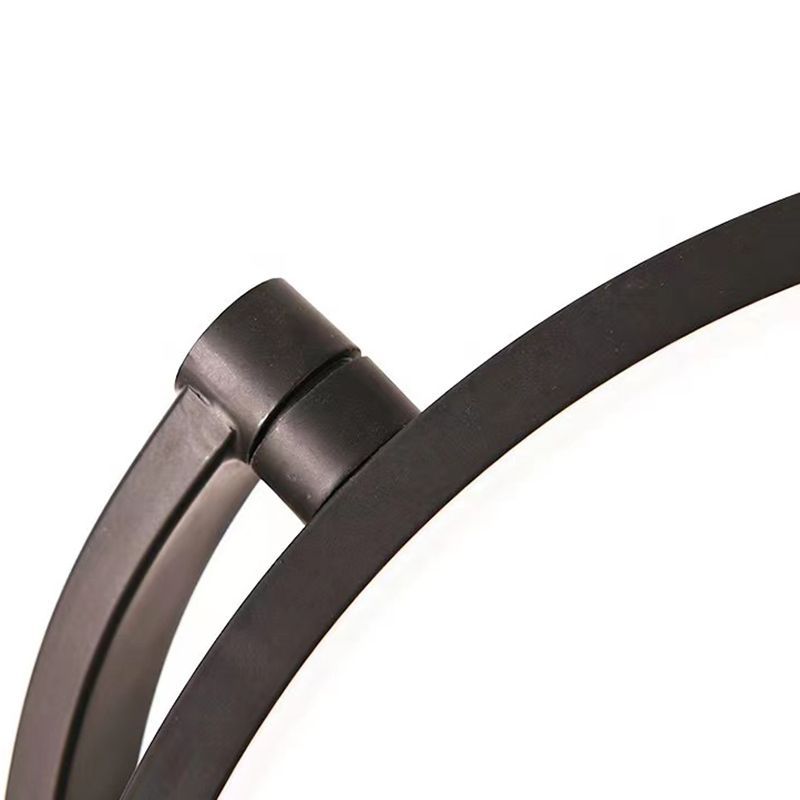Salgado floor lamp, close-up view of joint detail