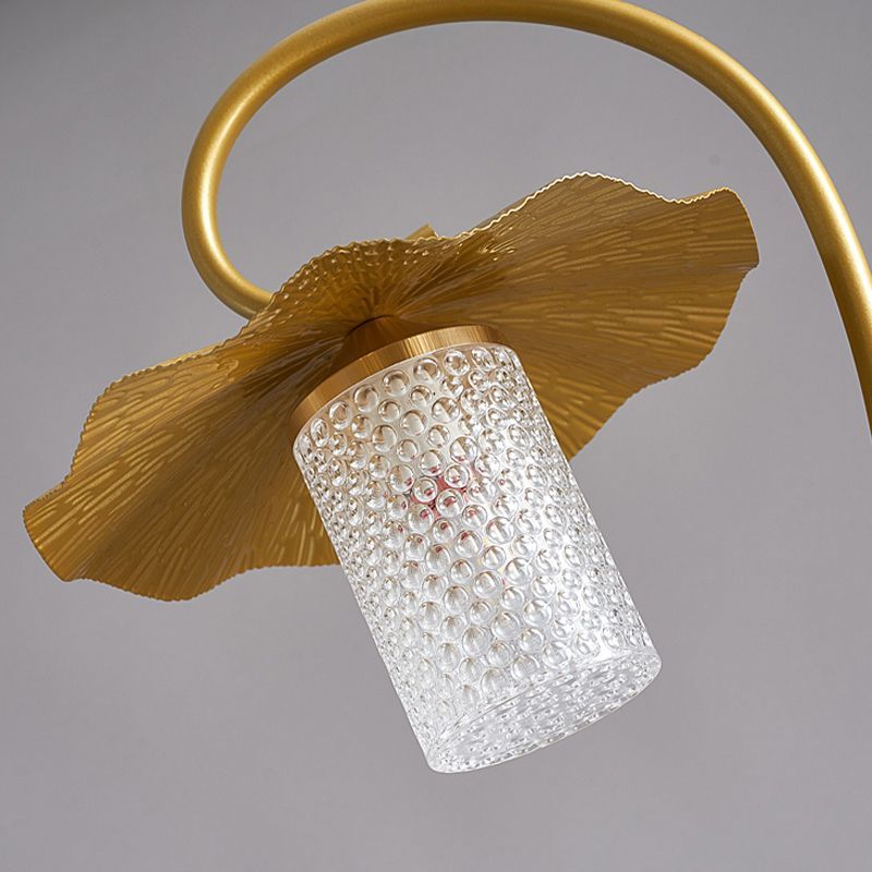 Carins Lotus-shaped Floor Lamp - Acrylic Shade Detail
