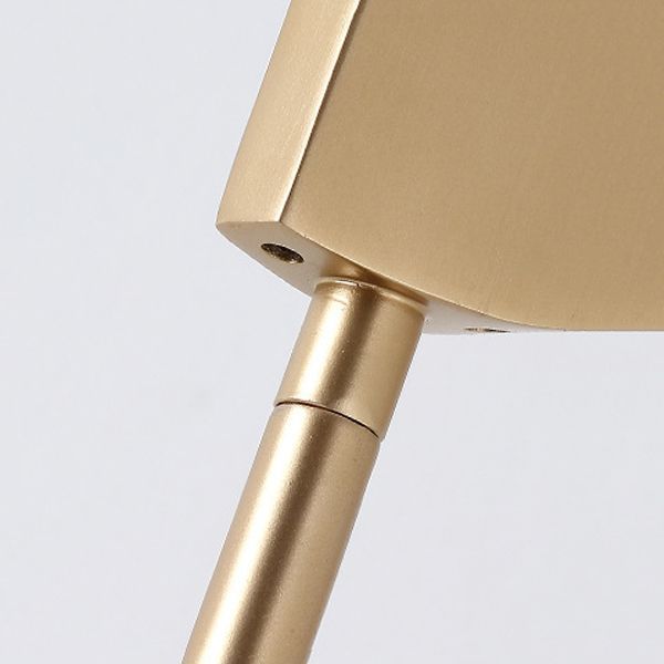 Salgado floor lamp, gold metal detail, close-up
