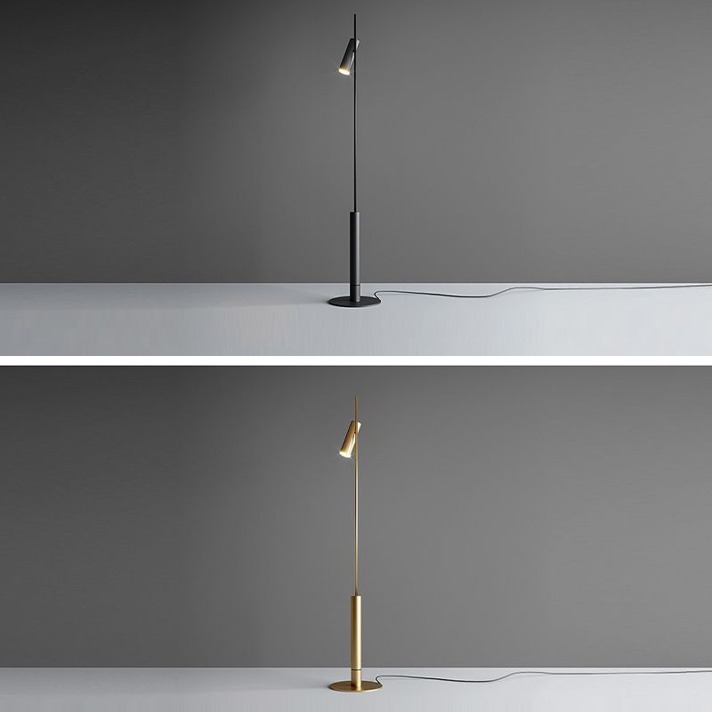 Freja Modern Floor Lamp in black and gold