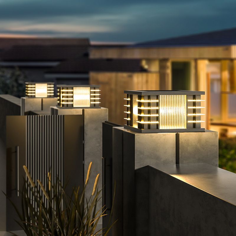 Modern square solar pillar light for outdoor lighting