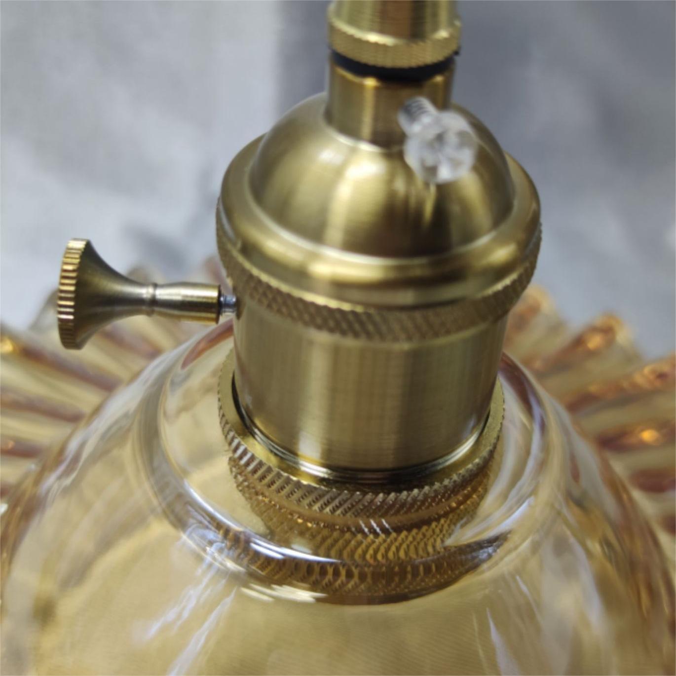 Hailie Retro Pendant Light, detailed view of bulb holder