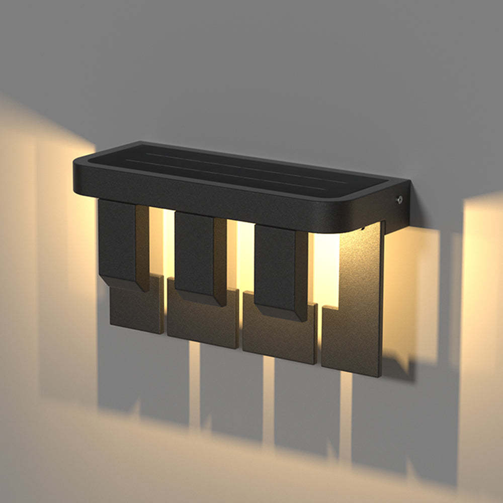 Orr metal solar wall lamp: modern outdoor lighting