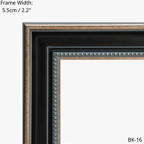 Ornate black and gold picture frame detail, 5.5cm width
