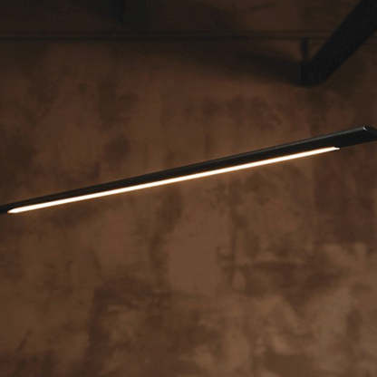 Edge minimalist black floor lamp, linear LED lighting