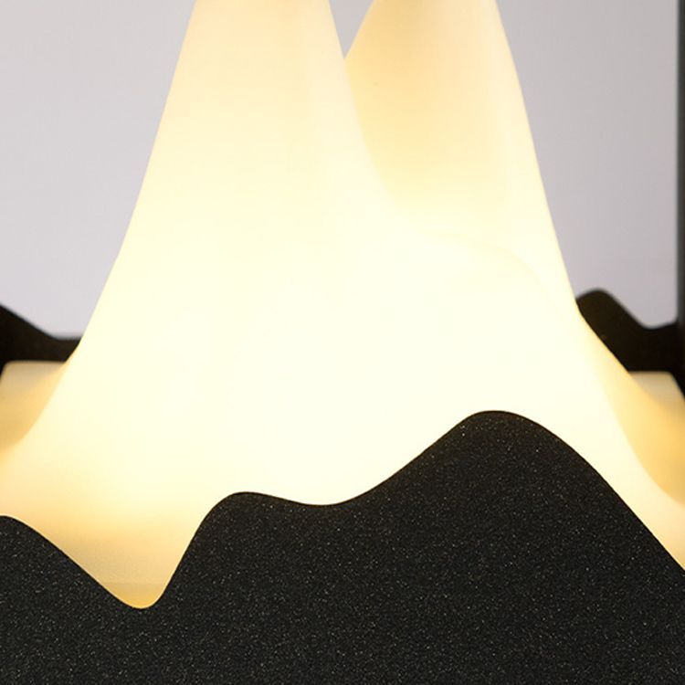 Modern mountain-shaped outdoor LED lamp by Las Sola