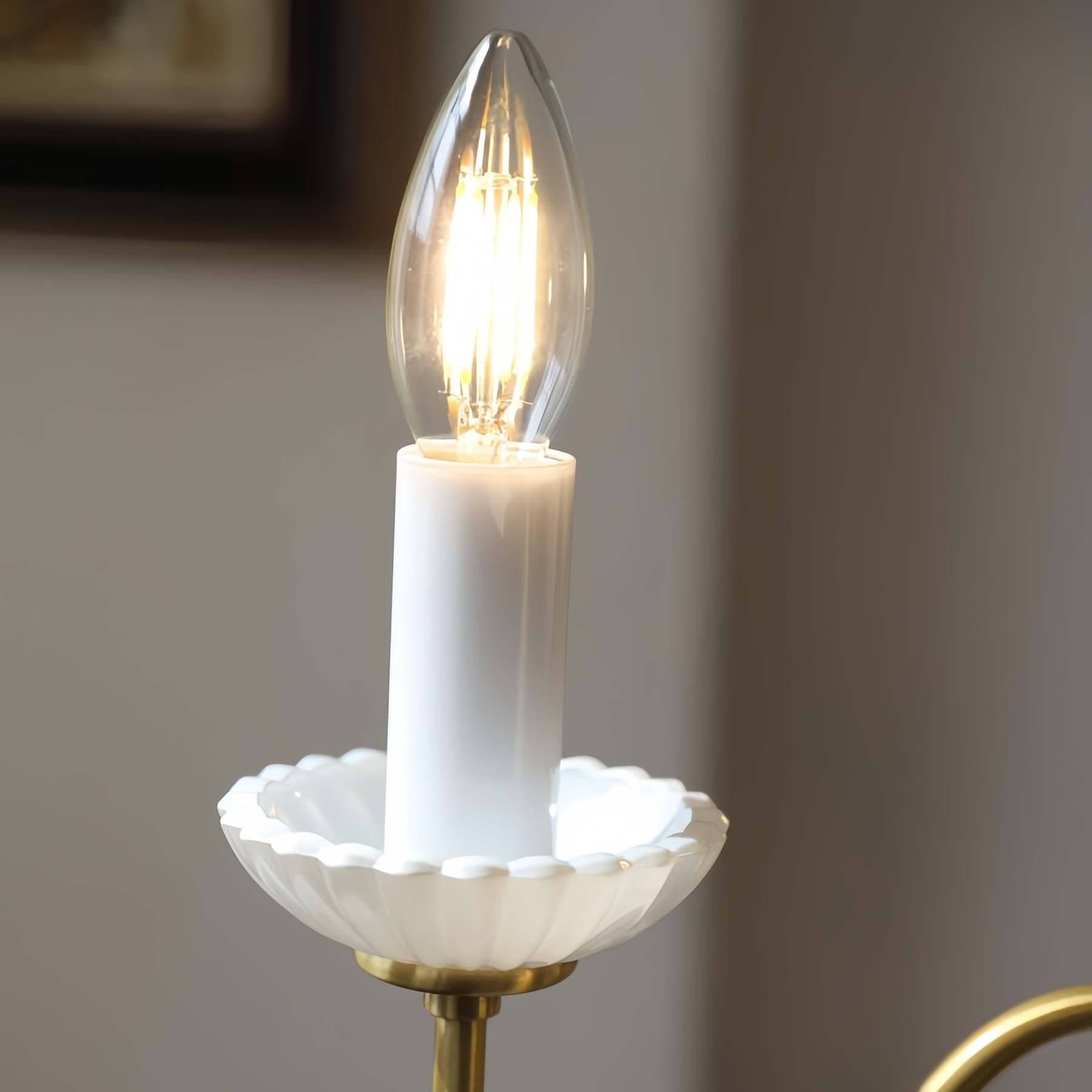 Silva Vintage LED Chandelier close-up of a lit bulb, ceramic detail