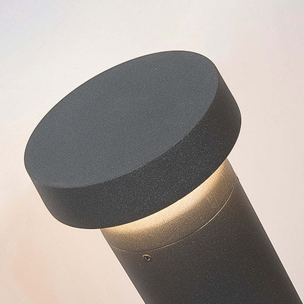 Close-up of Pena outdoor path light design