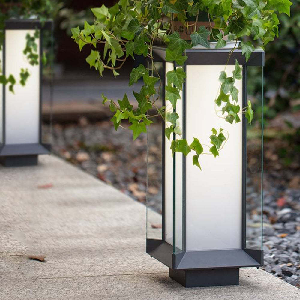 Orr Cuboid Solar Floor Lamp with planter, Las Sola lighting