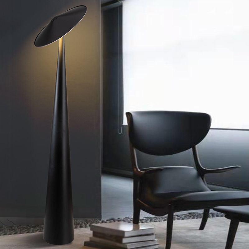 Modern black Salgado saucer floor lamp in a living space