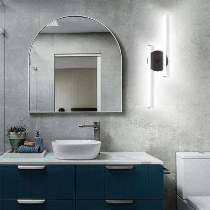Modern bathroom with Edge double linear wall lamp