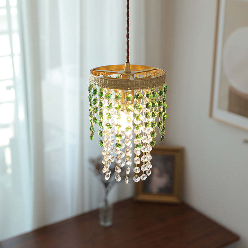 Kristy pendant light, green crystal detail