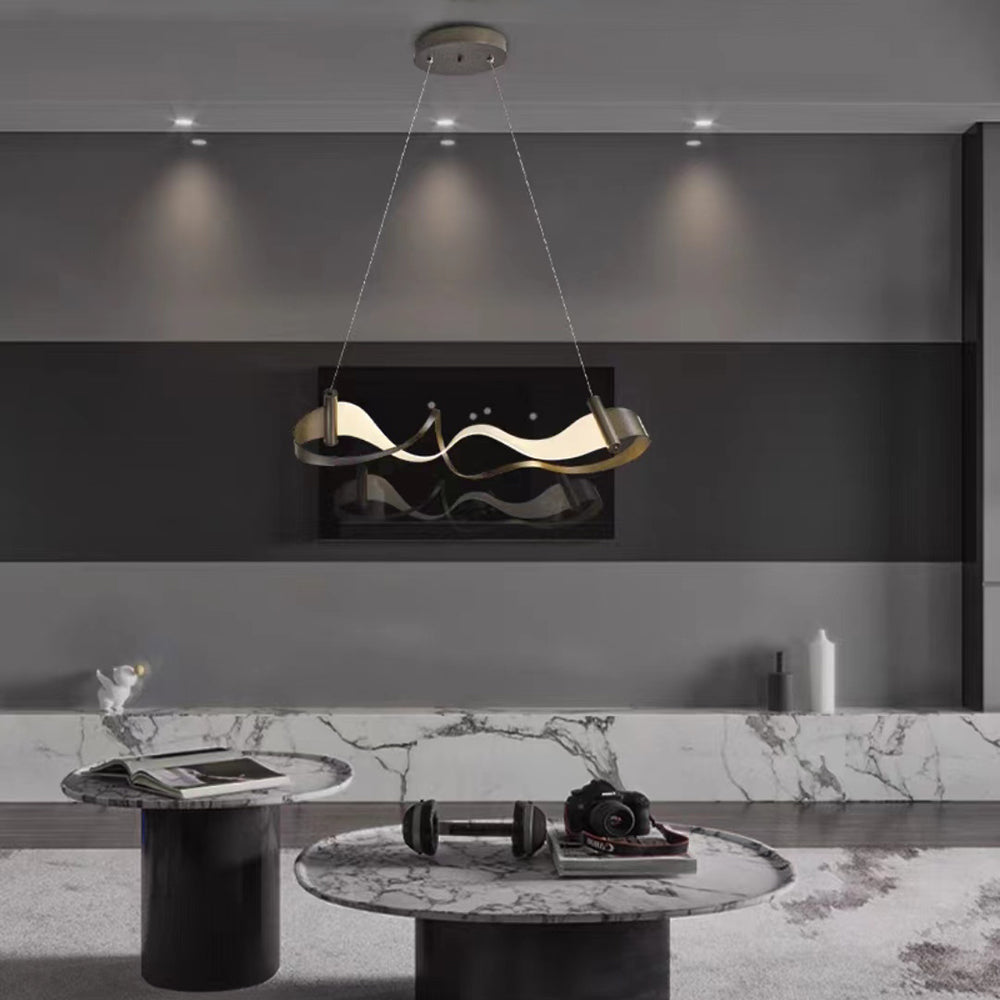 Louise metal pendant light in living room