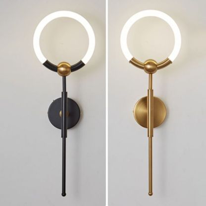 Arisha modern wall lamp: black & gold ring LED lighting