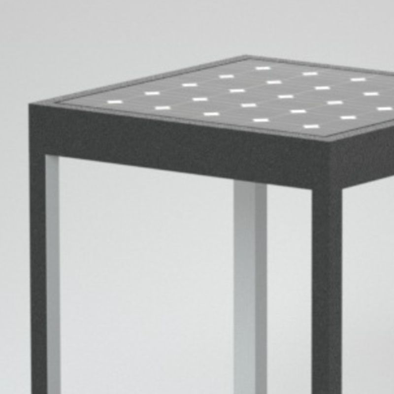 Riley LED outdoor light post, metal frame
