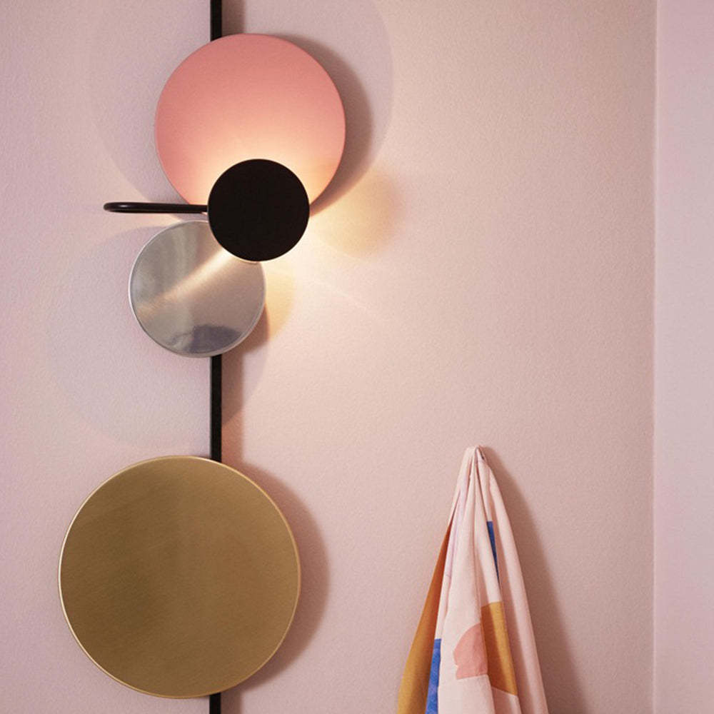 Emyr Wall Lamp - Modern Lighting for Living Room
