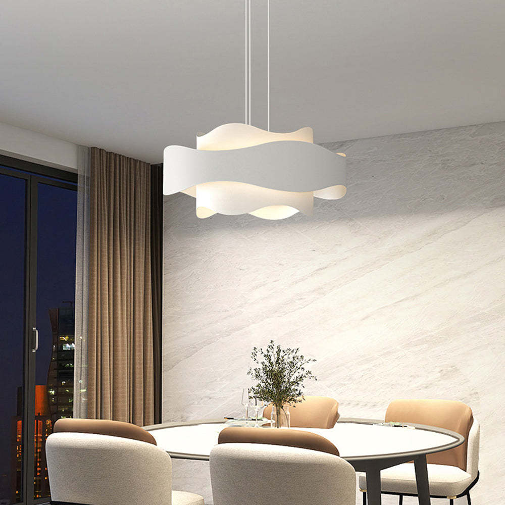 Bella flower pendant light in dining room