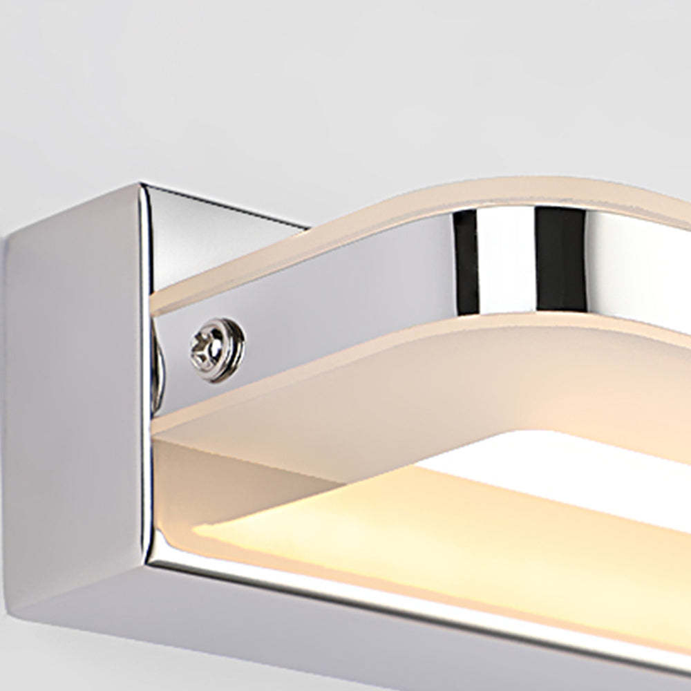 Chrome Leigh Nordic Wall Lamp Detail