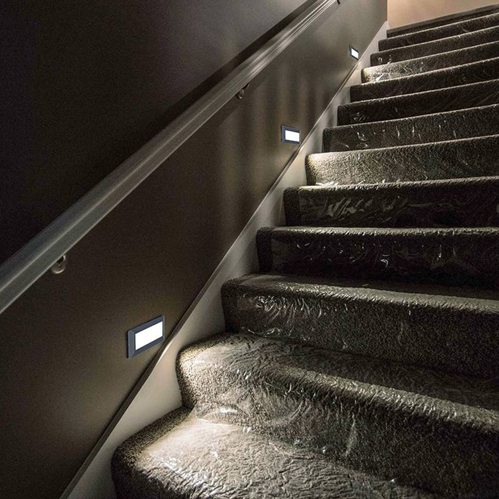 LED outdoor step lights on staircase for deck lighting