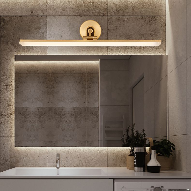 Brass Leigh LED bathroom vanity light fixture