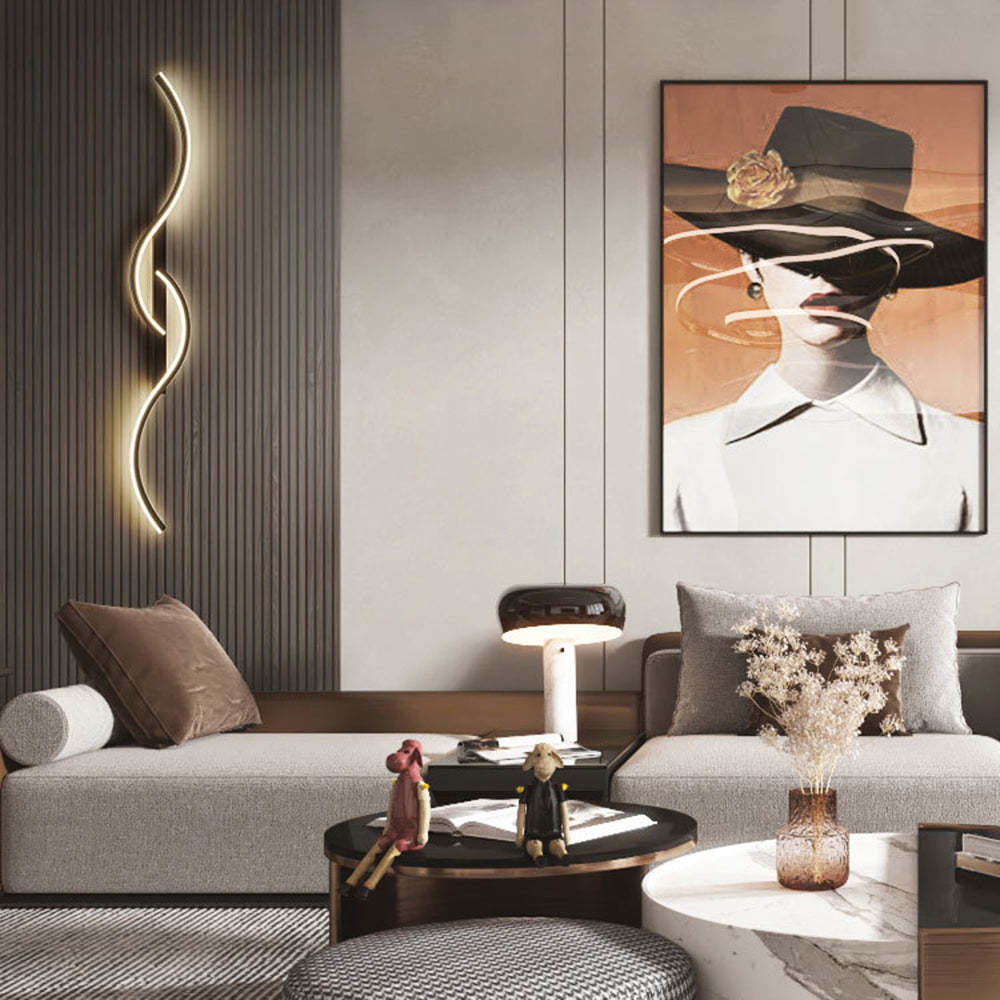 Modern wave wall lamp, Louise linear light in living room.