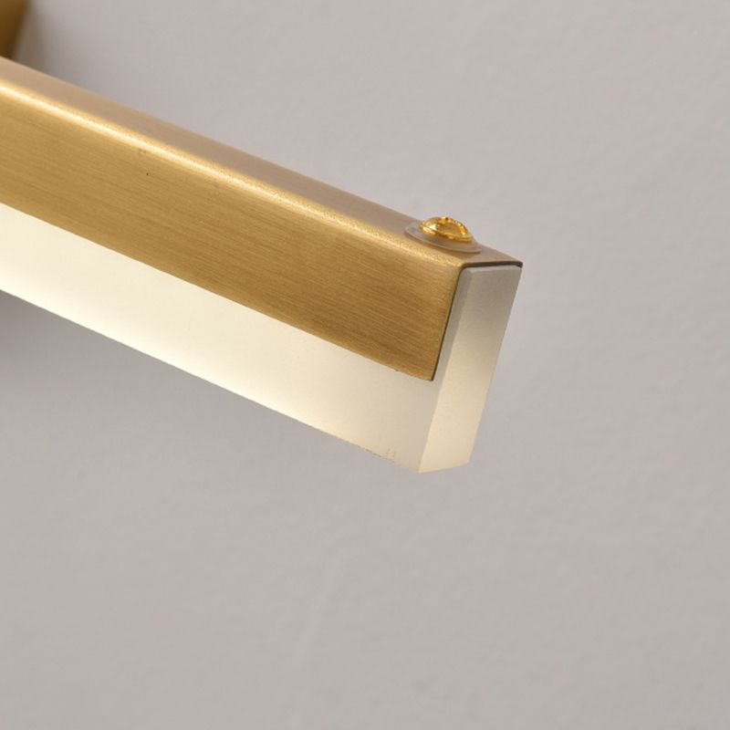 Gold Leigh Vanity Wall Lamp Close Up