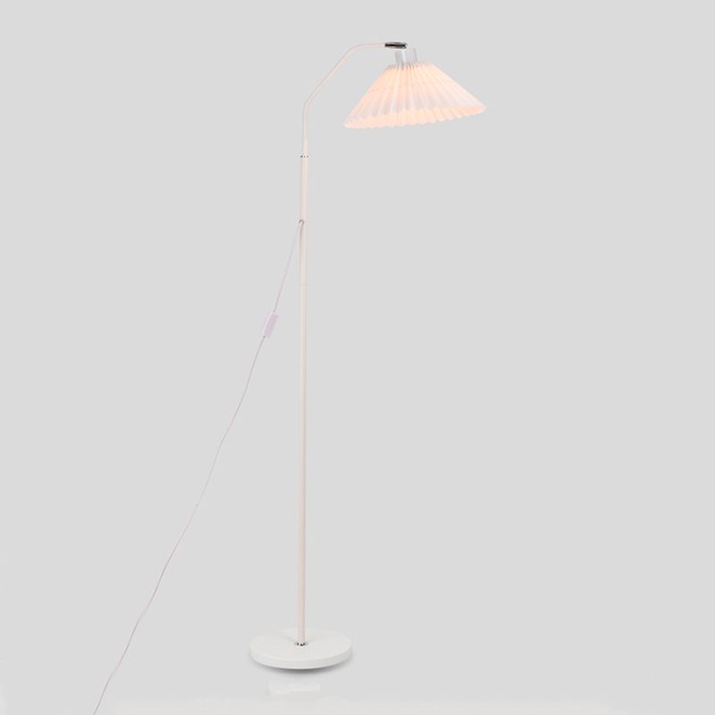 Ozawa Modern Pleated Floor Lamp - White
