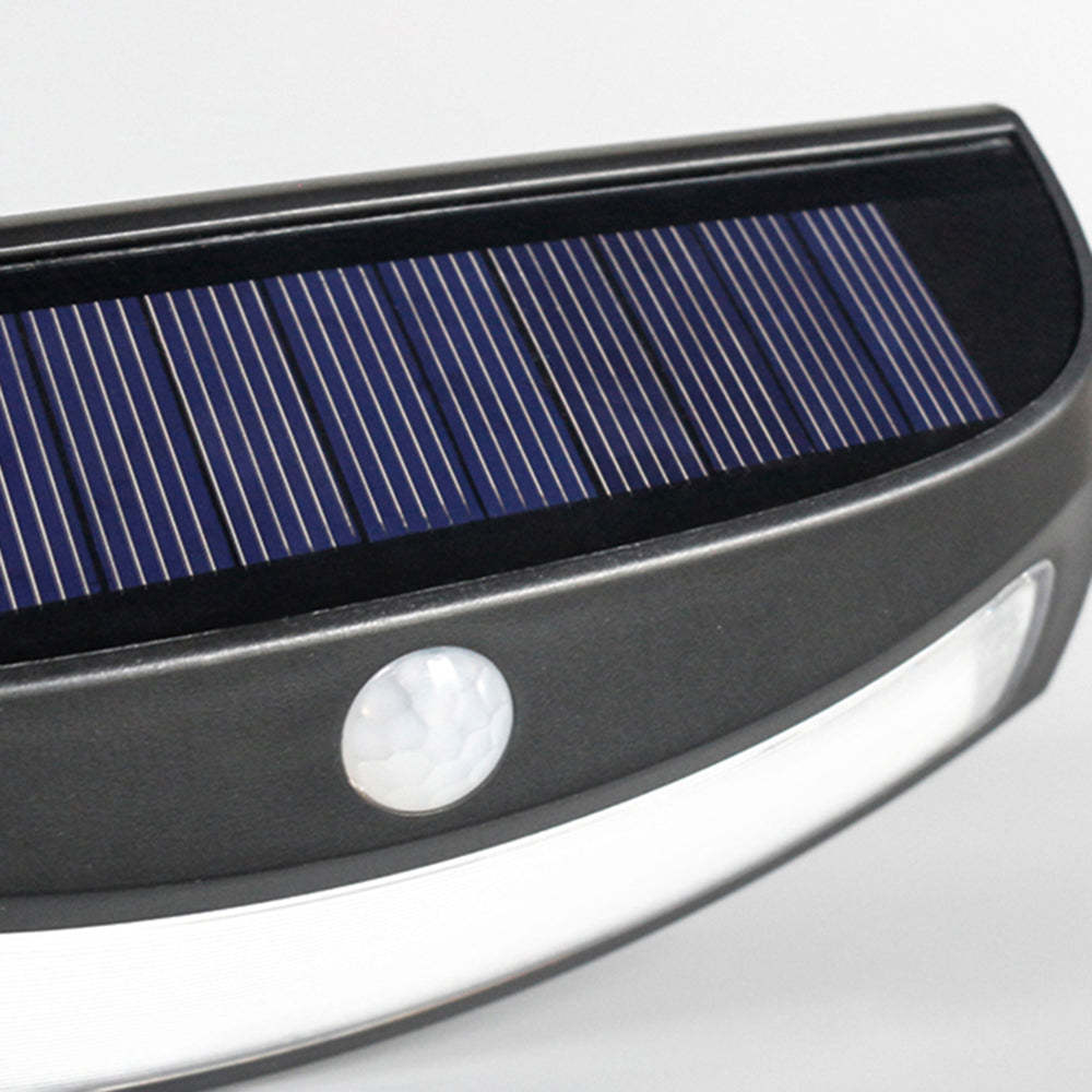 Orr Modern Step Light with solar panel