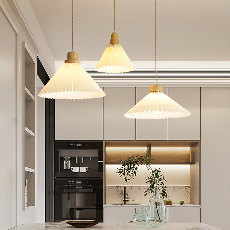 Ozawa pendant lights in modern kitchen, Las Sola