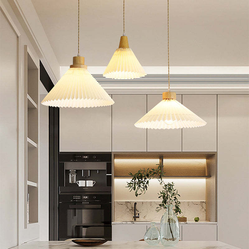 Ozawa pendant lights in modern kitchen, Las Sola
