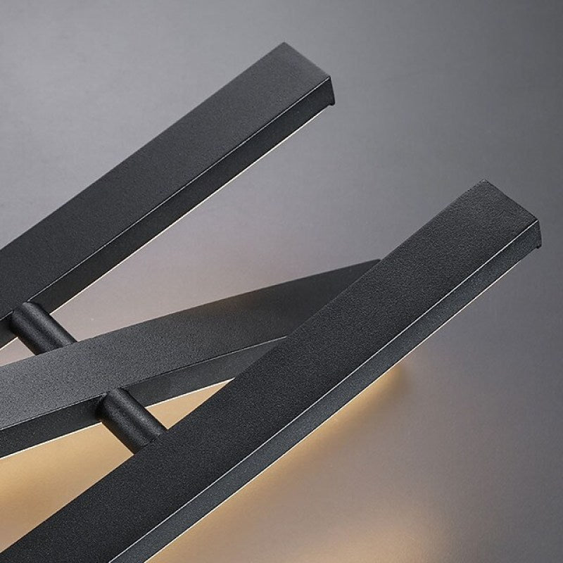 Close up of Louise linear pendant light, metal
