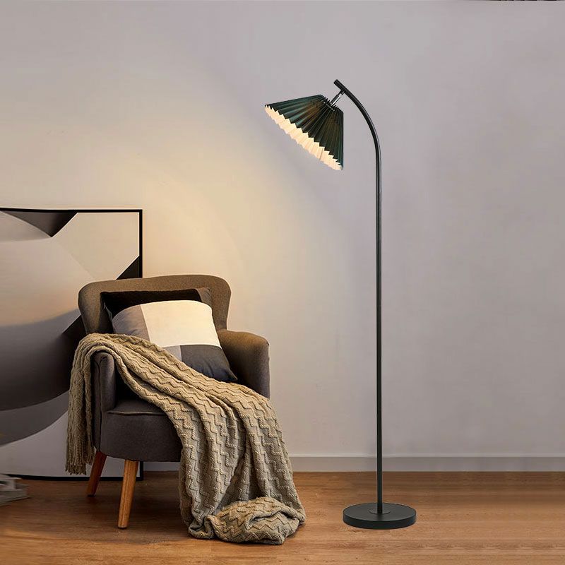 Ozawa Modern Arc Floor Lamp in a living room