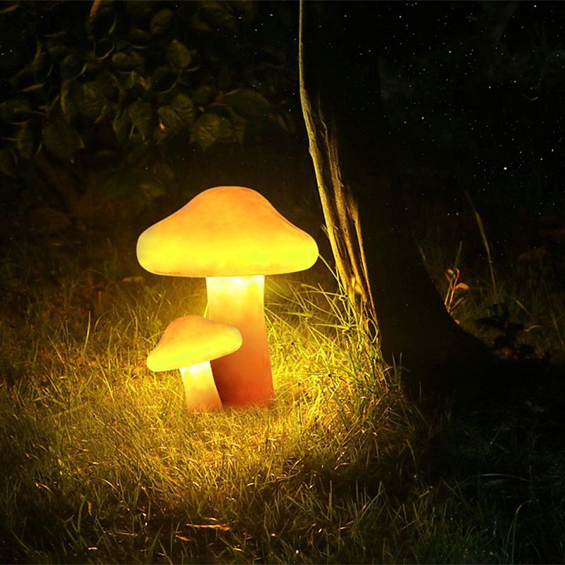 Mushroom Lights in Garden, Las Sola lighting