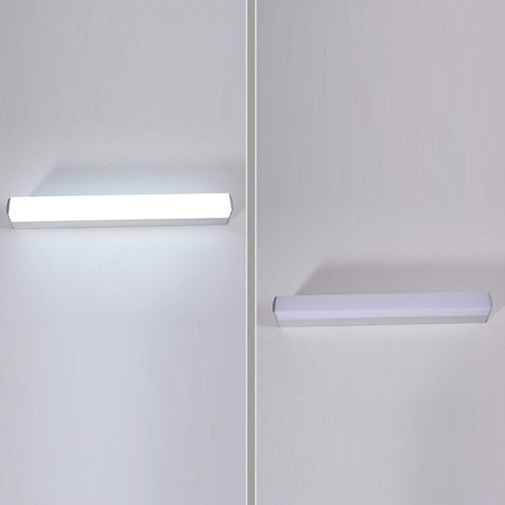Leigh vanity light: warm and cool white light comparison