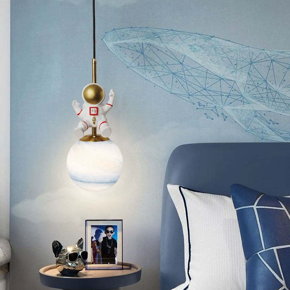 Minori astronaut pendant light in kid's bedroom Minori Pendant Light, 2 Style
