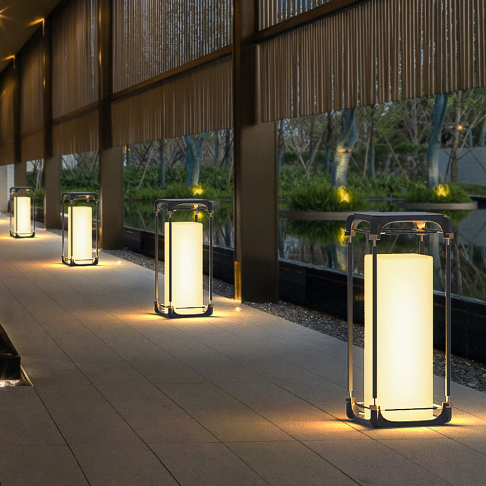 Las Sola Orr Outdoor Floor Lamp on patio.